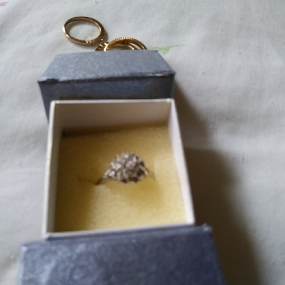 Jewelry - Jewelry Jewelry - Jewelry